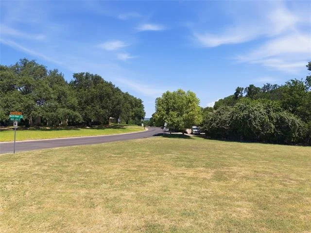 Photo of 3301 N Ridge Drive