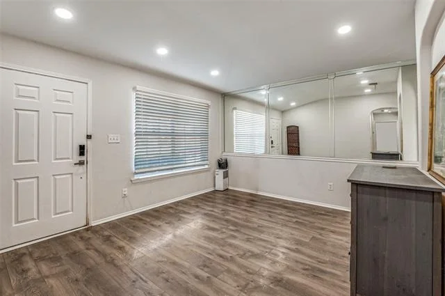 Photo of 4372 Onyx Drive