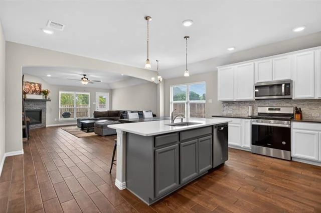 Photo of 1290 Binfield Drive