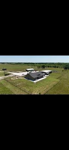Photo of 6037 Bluebird Lane
