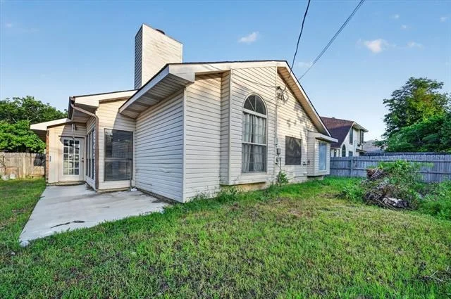 Photo of 6217 Fairlane Drive