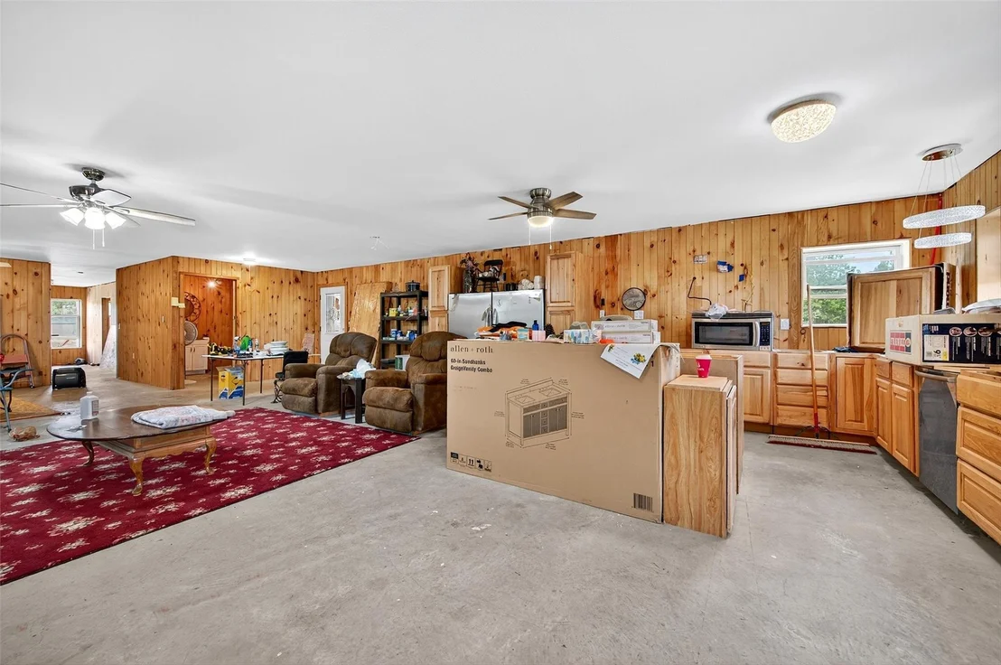 Photo of 1200 County Road 1215