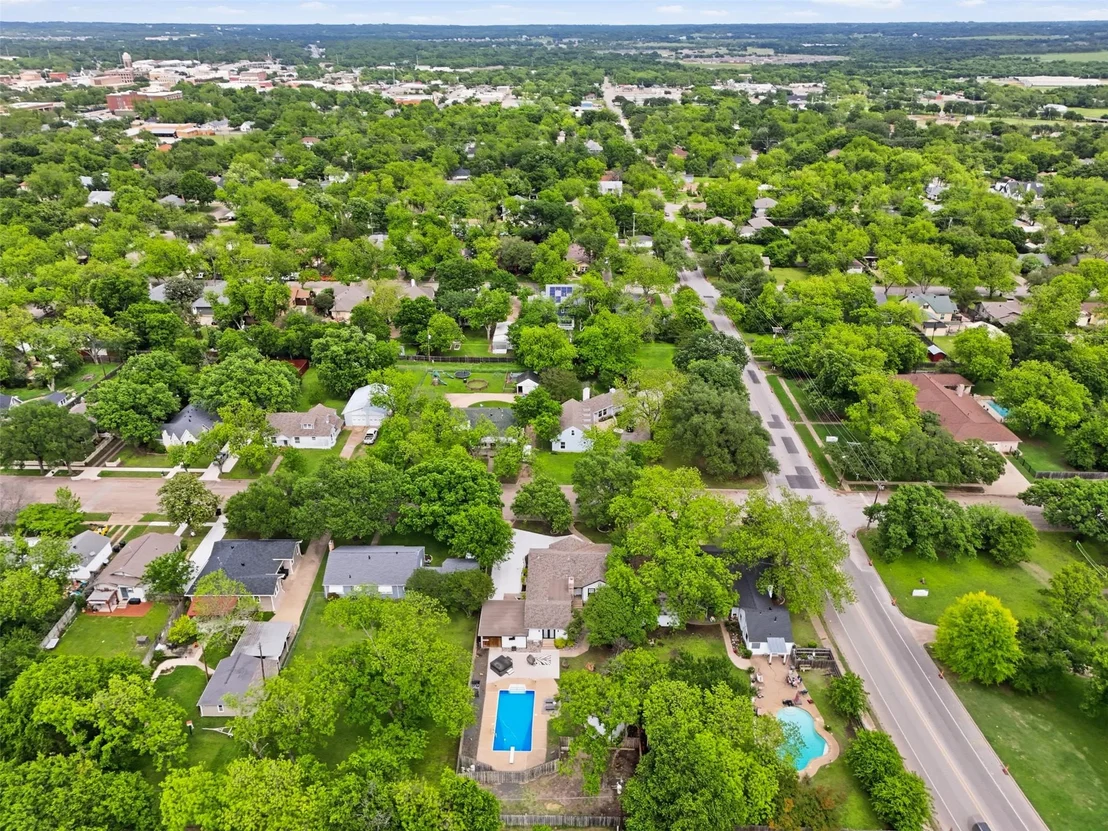 Photo of 216 Sunset Drive
