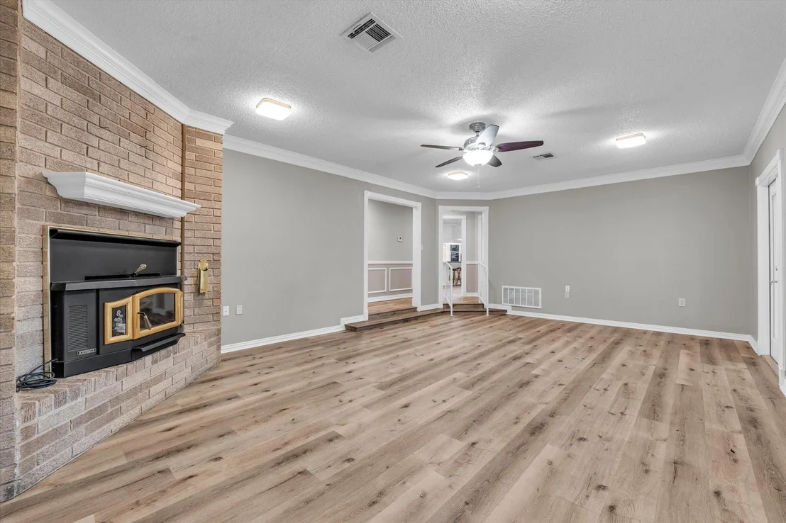 Photo of 15796 Chapel Road