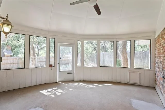 Photo of 624 Hillview Drive