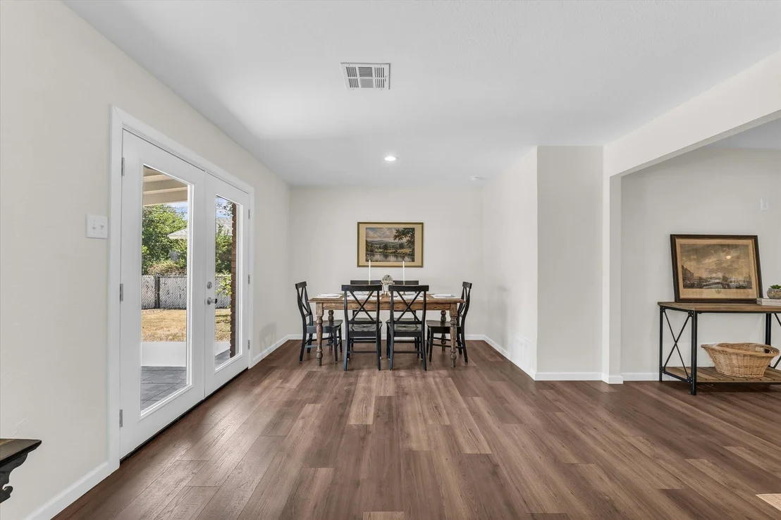 Photo of 1025 N 59th Street