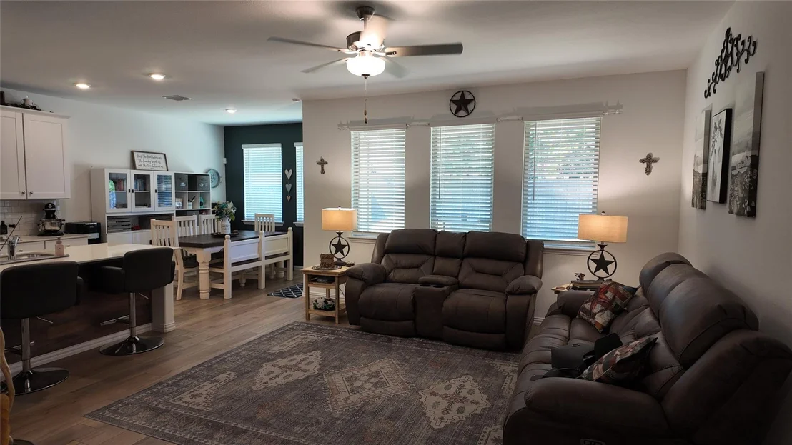 Photo of 1221 Pistachio Drive