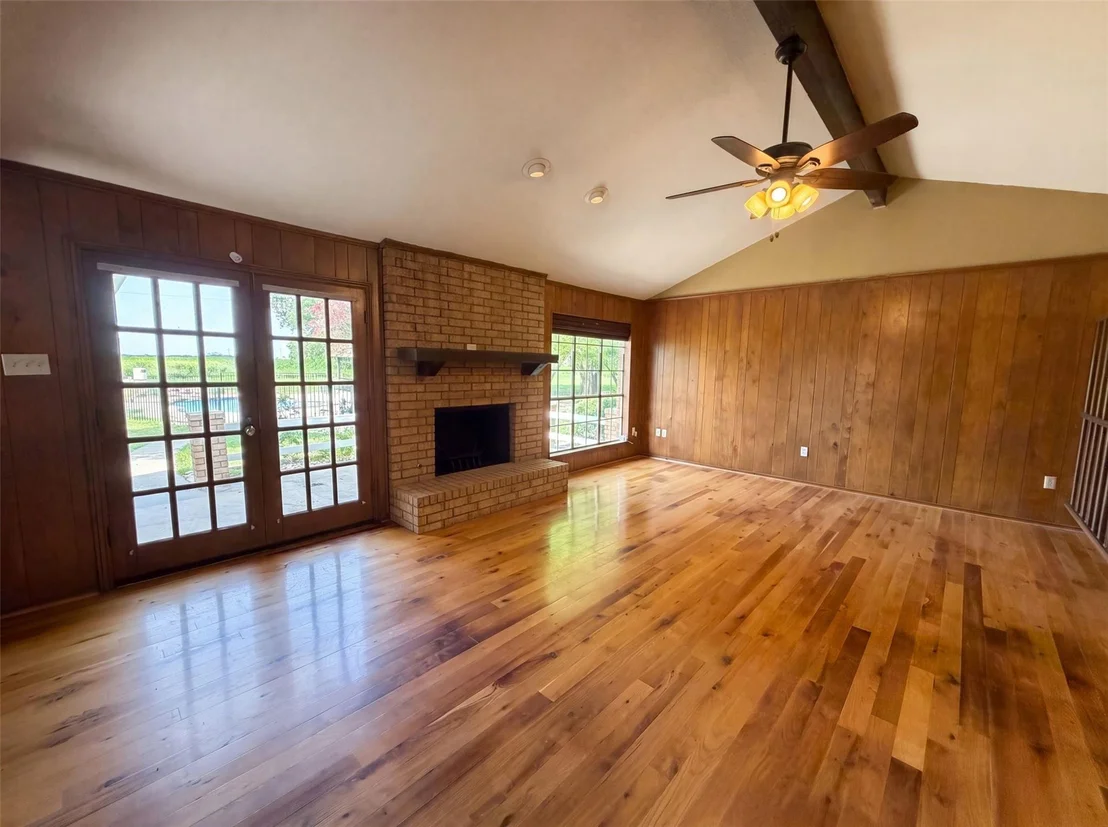 Photo of 100 Dubb Lane