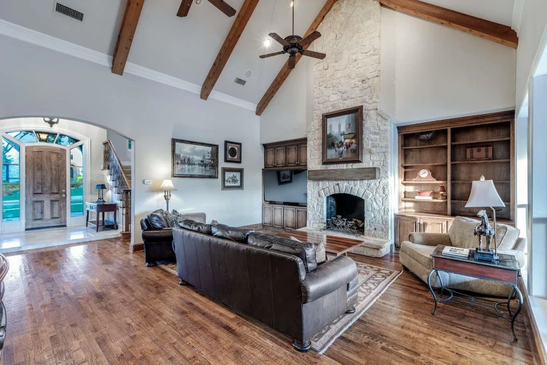 Photo of 403 Creekside Drive