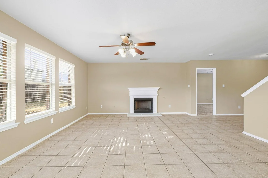Photo of 1002 Chatham Lane