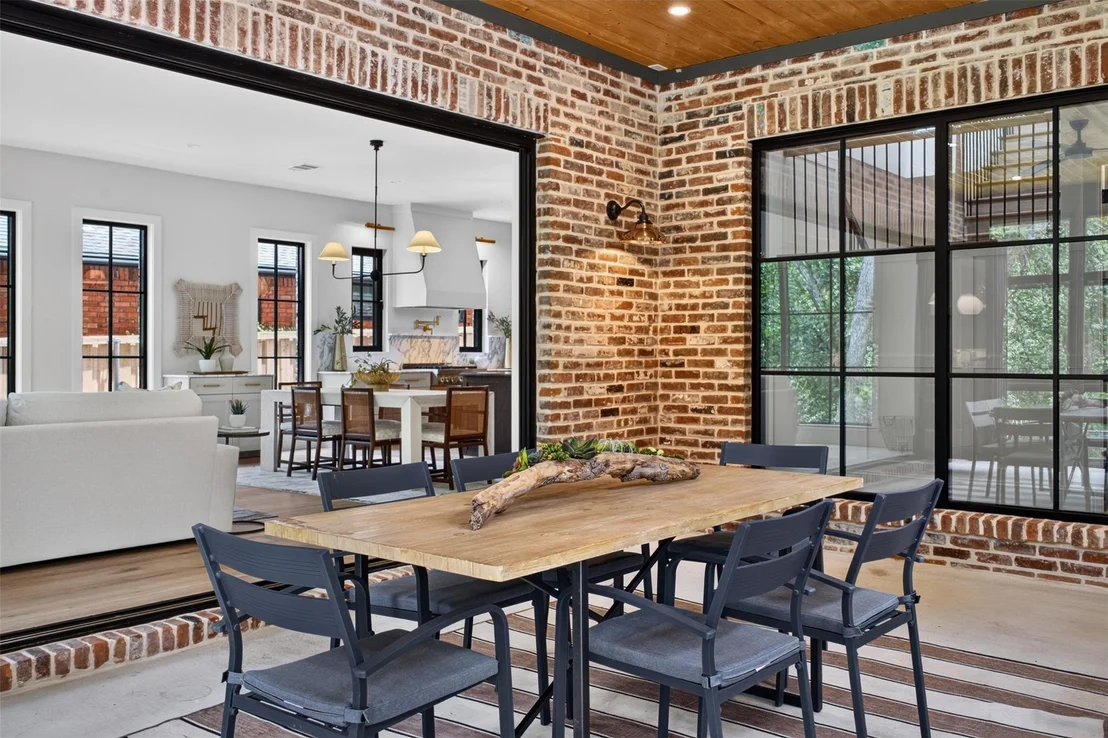 Photo of 6817 Blessing Drive