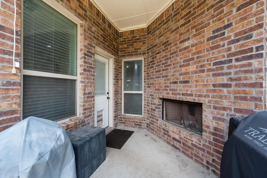 Photo of 1815 Clearbrook Lane
