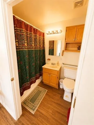 Photo of 414 Tobe