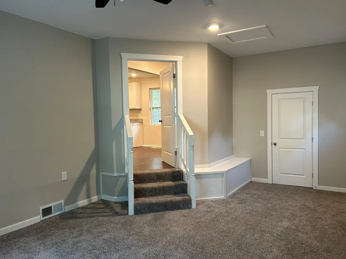Photo of 112 Elm Street
