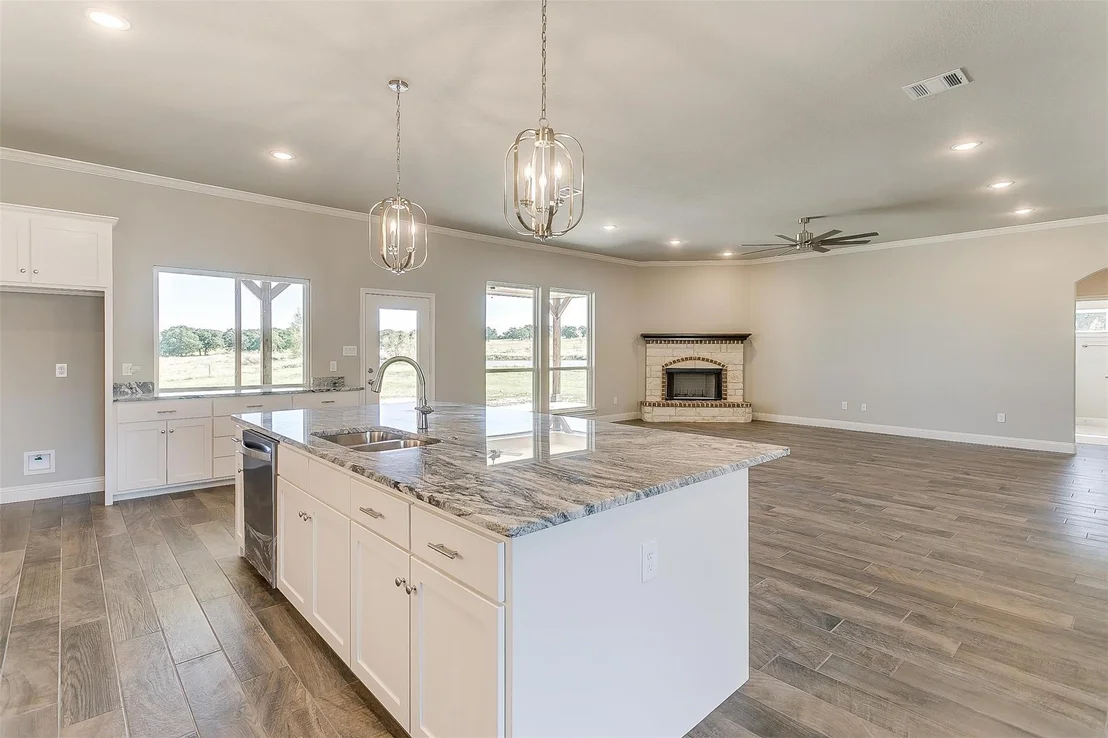 Photo of 1014 Gonzollas Road