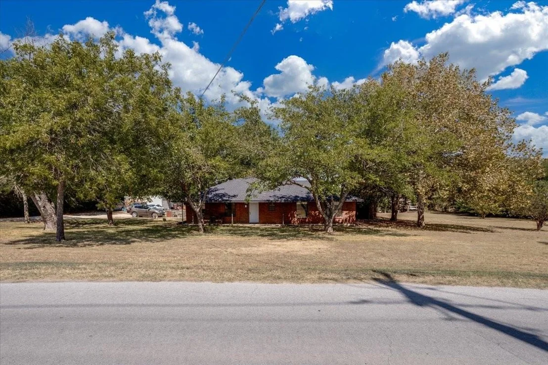 Photo of 3211 Bluegrass Drive