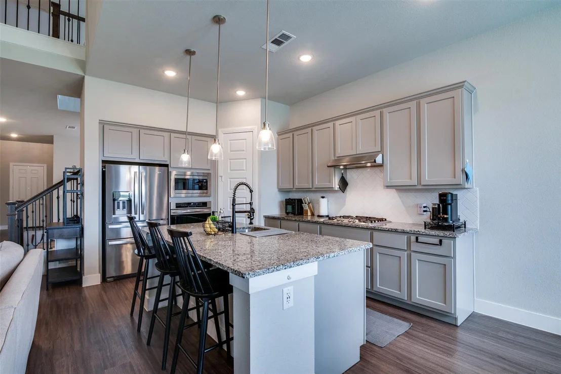 Photo of 1549 Sugarberry Drive