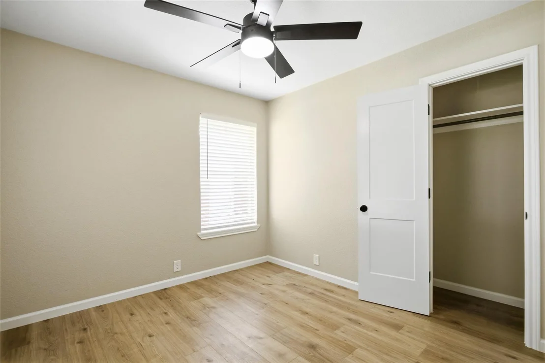 Photo of 1006 N Grant Drive