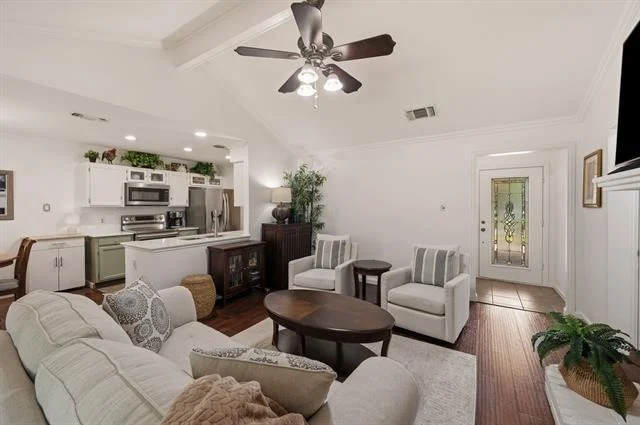 Photo of 2507 Poppy Lane