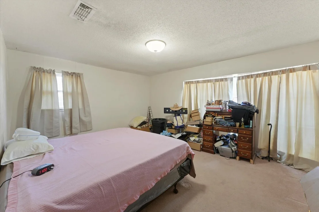 Photo of 1700 Northcrest Drive
