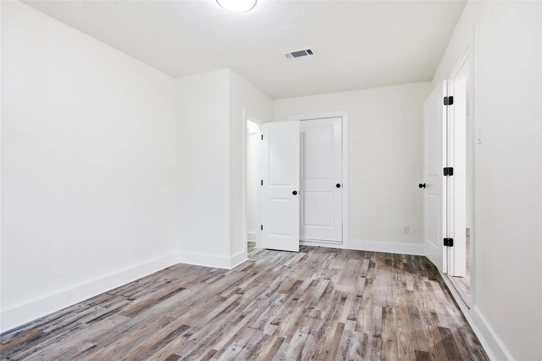 Photo of 119 South Drive