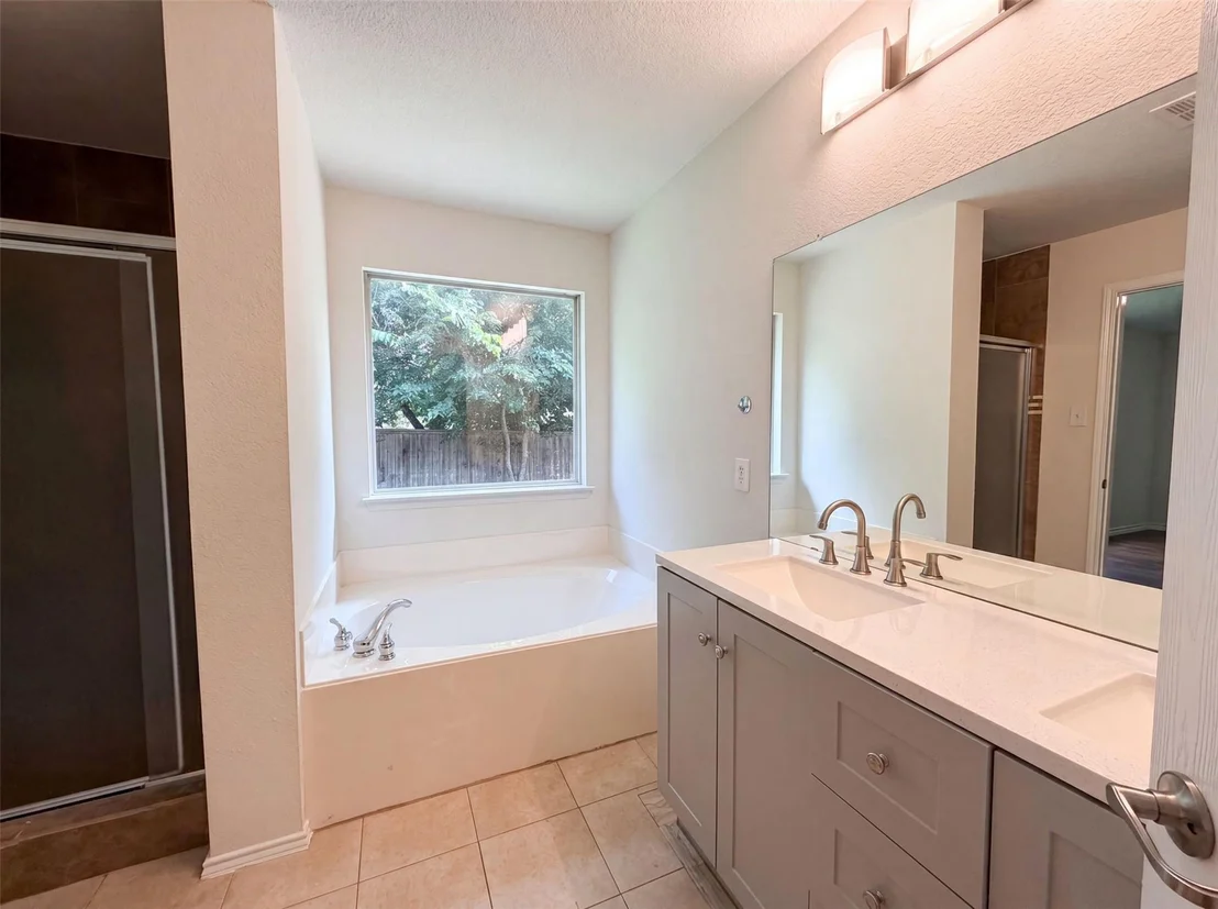 Photo of 2324 Glenhaven Drive