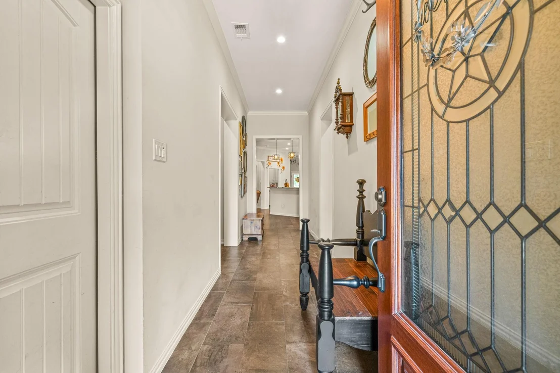 Photo of 606 Hillside Circle
