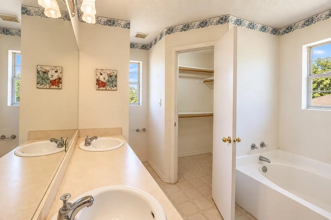 Photo of 203 Knight Lane