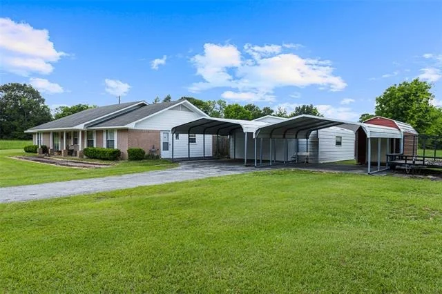 Photo of 7422 Pacal