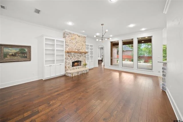 Photo of 614 Tryon Court