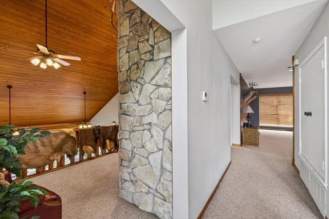 Photo of 906 Valle Vista Drive