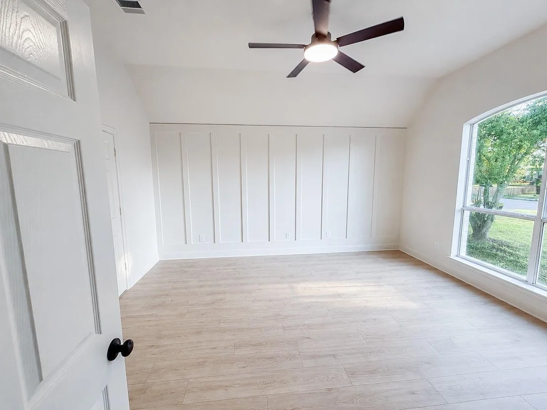 Photo of 6608 Macintosh Drive