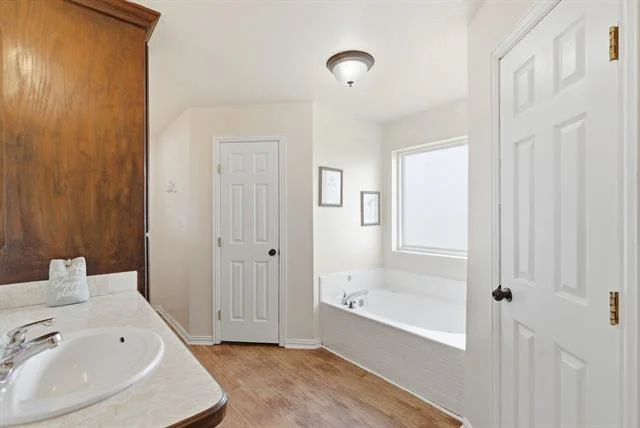 Photo of 301 Rhoades Lane