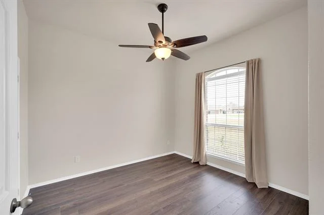 Photo of 100 Windsor Circle