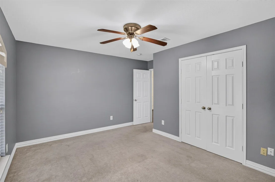 Photo of 9612 Linton Drive