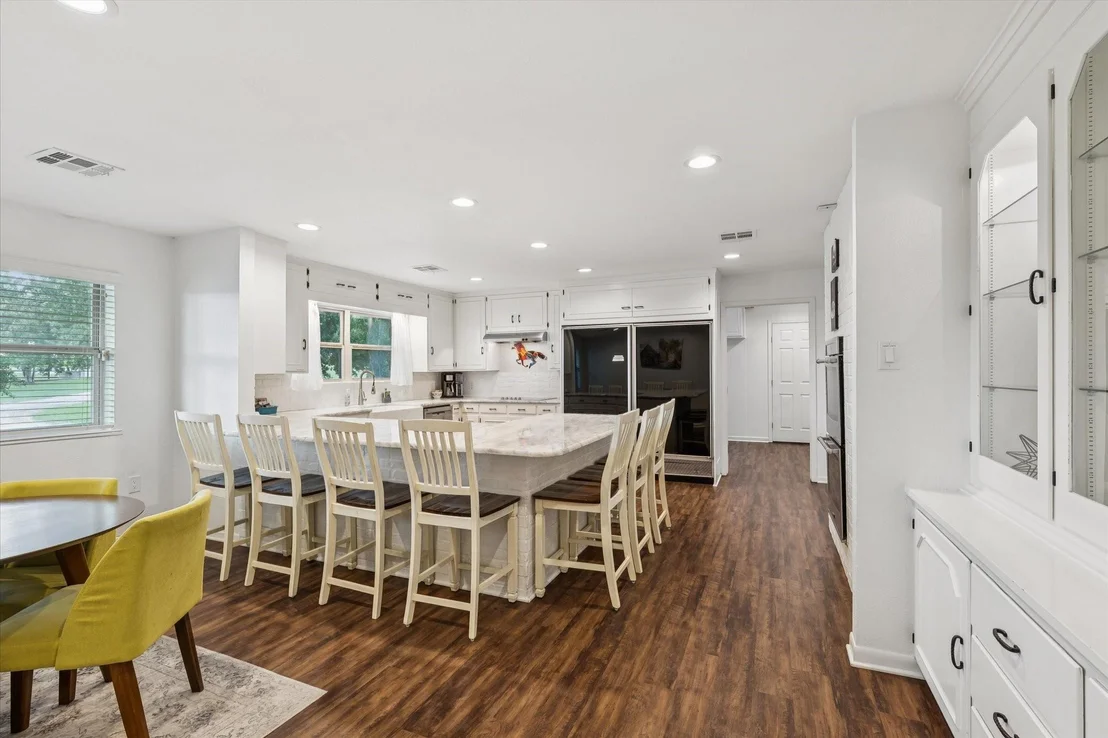 Photo of 2275 W Moonlight Drive