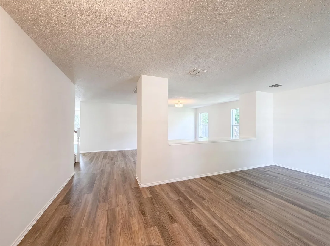 Photo of 2320 Bantry Lane