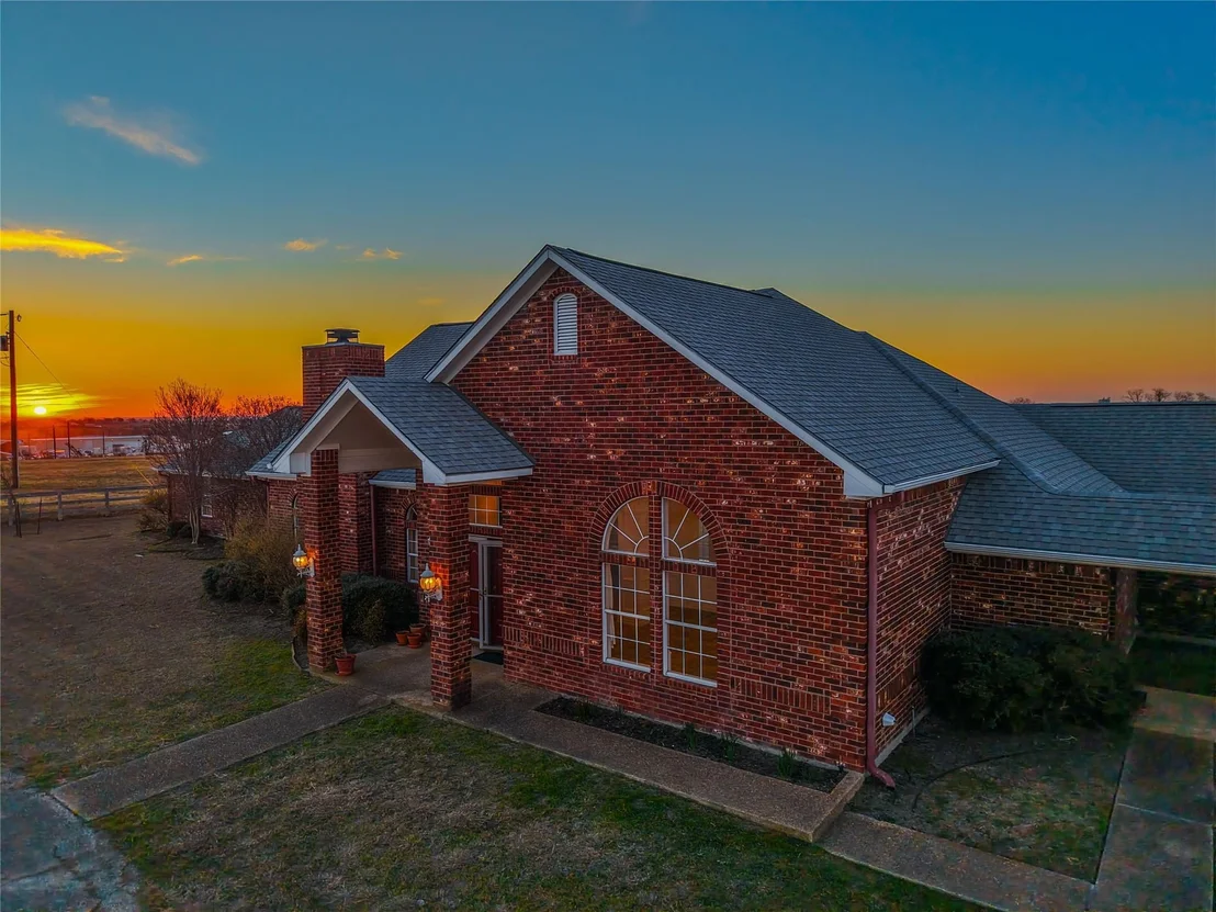 Photo of 1041 Clarence Road