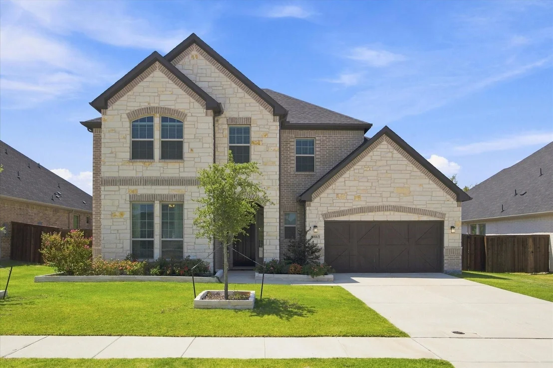 Photo of 1815 Navarre Way