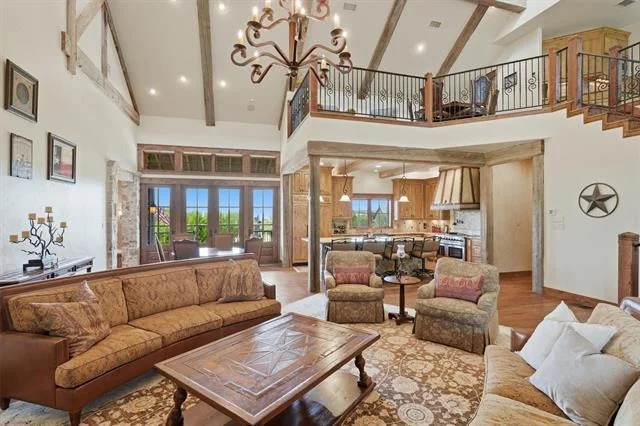 Photo of 1046 Grandview Drive
