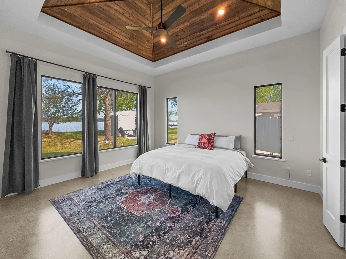 Photo of 1163 Willow Road