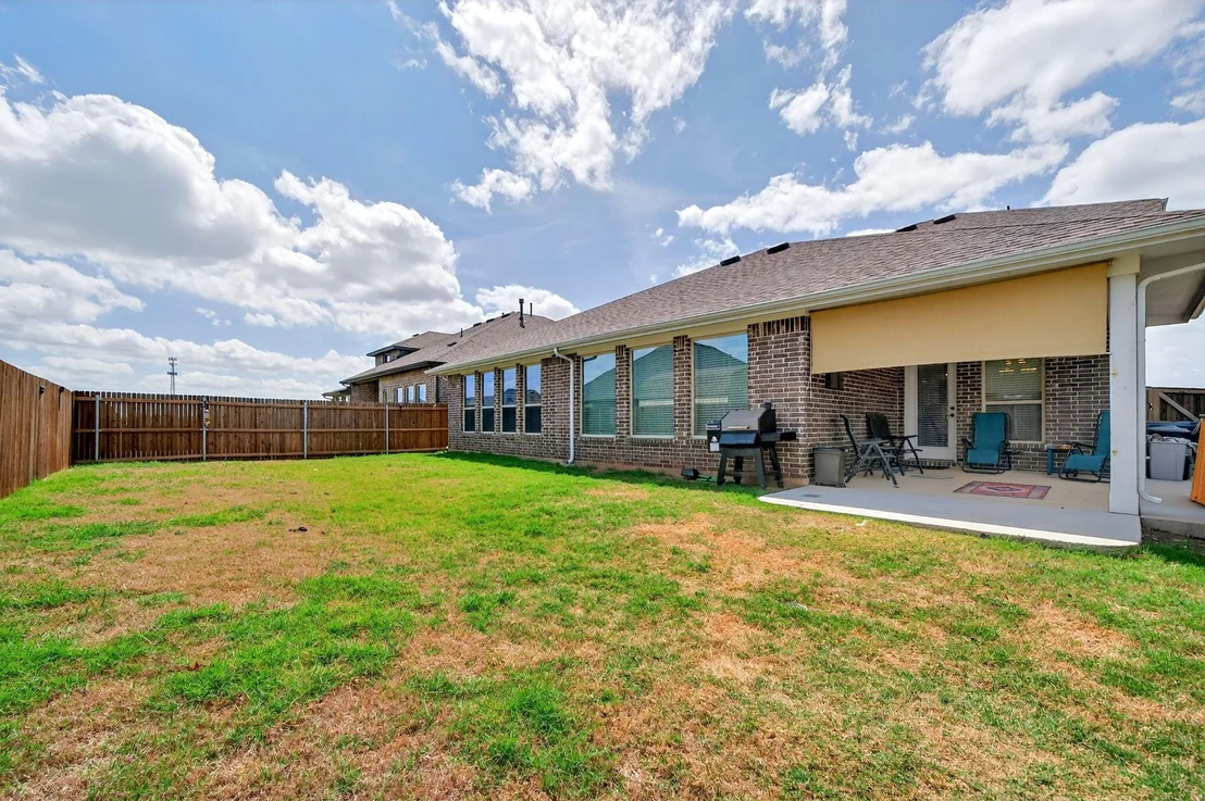 Photo of 1469 Lawnview Drive