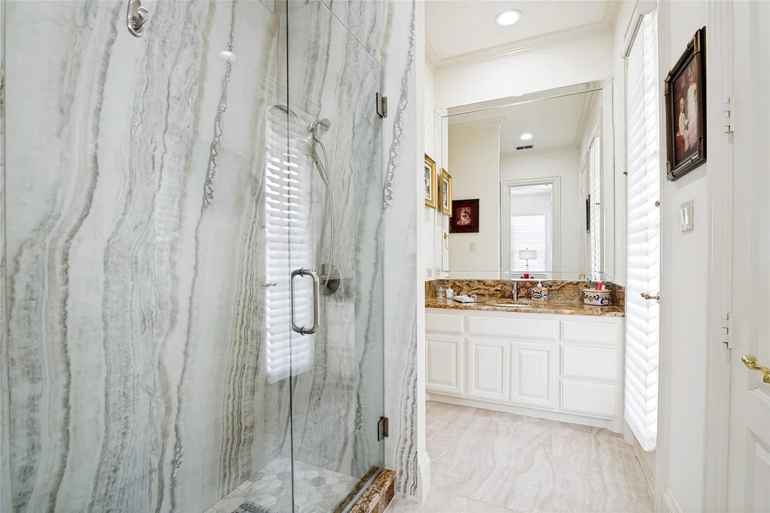 Photo of 5528 Gleneagles Drive