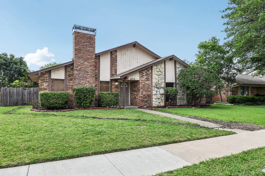 Photo of 4404 Cleveland Drive