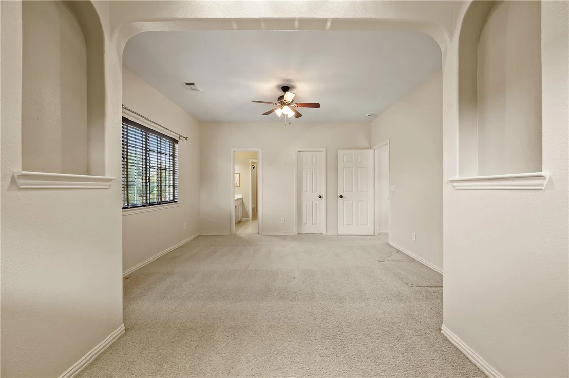 Photo of 1607 Forest Bend Lane