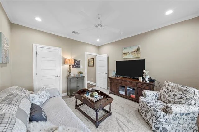 Photo of 10133 T Bury Lane