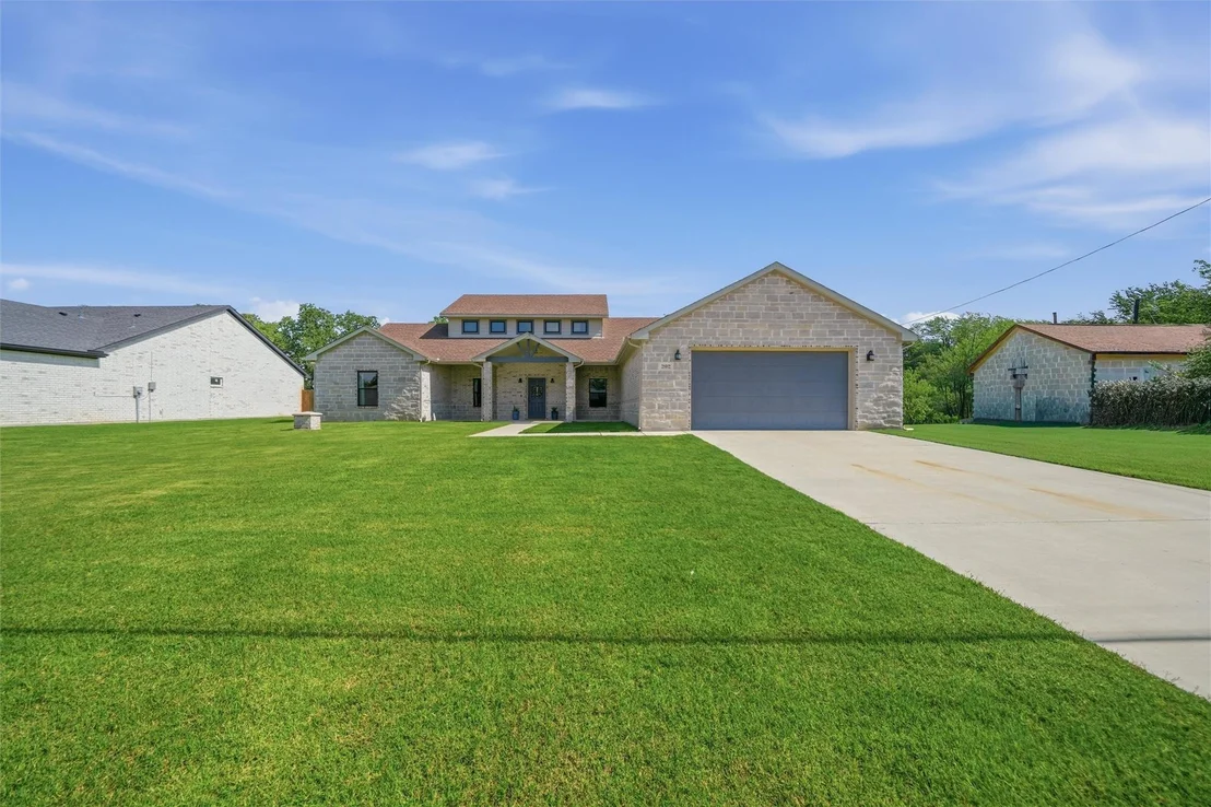 Photo of 202 County Road 4856