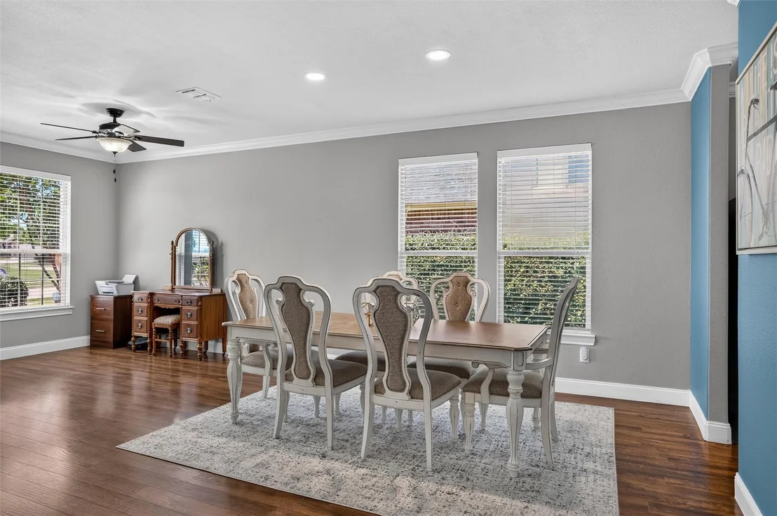 Photo of 534 Laurel Lane