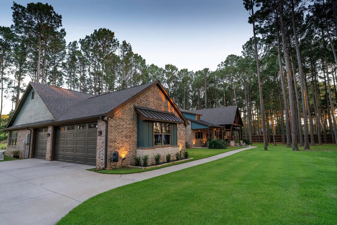 Photo of 8595 Toler Pointe