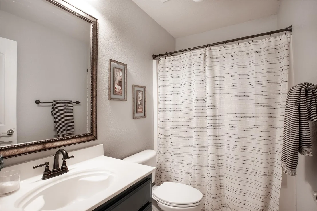 Photo of 10520 Stoneside Trail